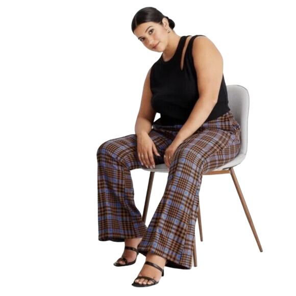 Future Collective Women Houndstooth Brown Plaid High Rise Flare Pants Size 0 - Picture 1 of 4